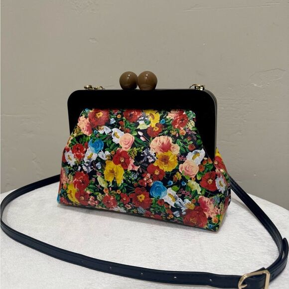 Floral Print Cowhide Leather Handmade Wooden Frame Clutch Bag/Crossbody - Picture 2 of 13